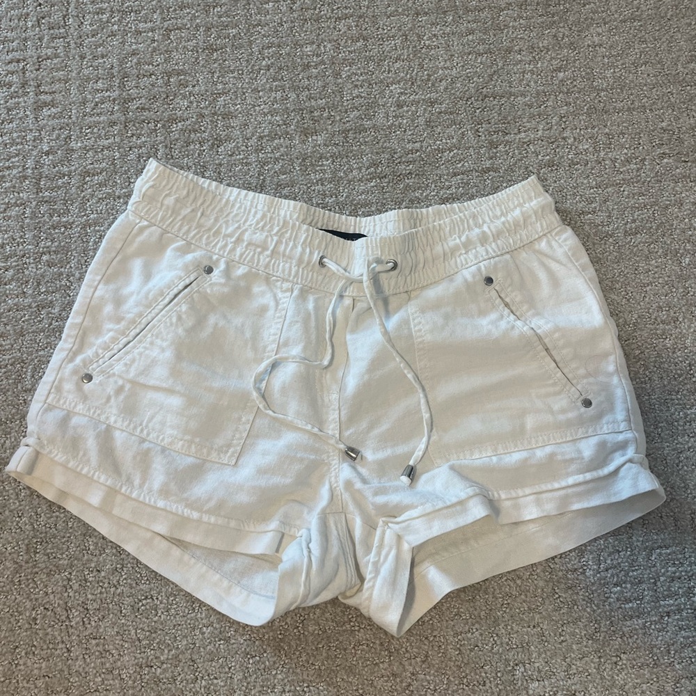 LINEN SHORTS